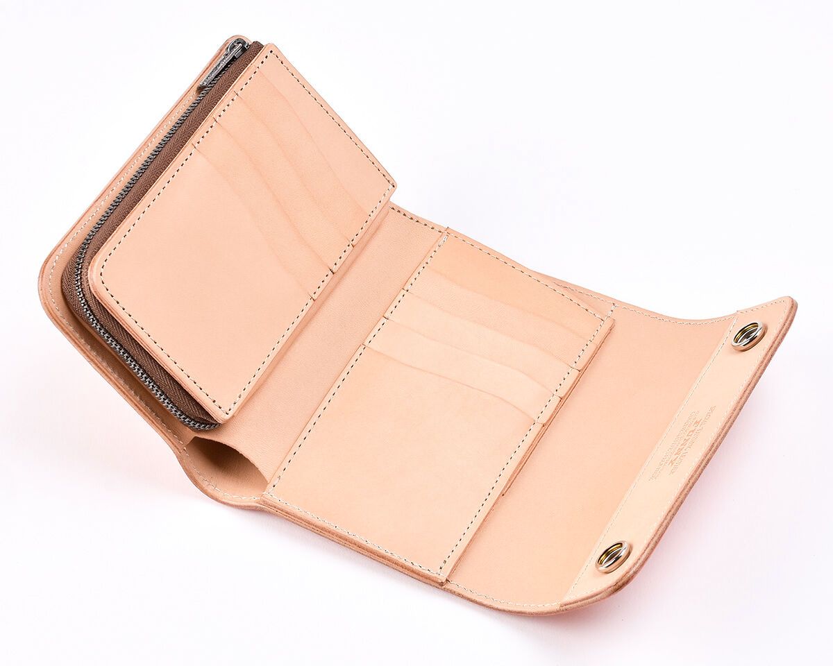 カードホルダー:8 / 小銭入れ:1 / ポケット:3 / 札入れ:1